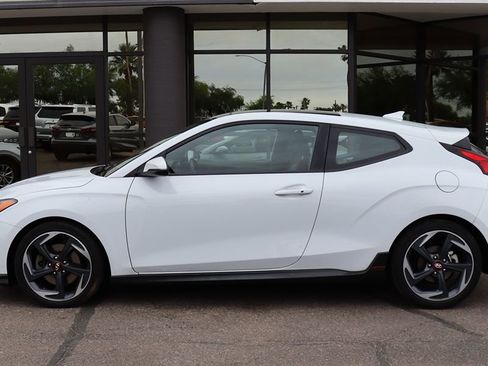 Used 2019 Hyundai Veloster Turbo FWD image 8