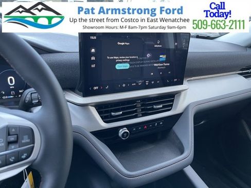 New 2026 Ford Explorer Active image 9