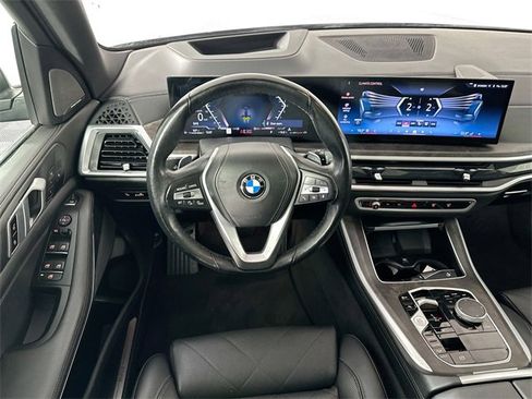 Used 2024 BMW X5 xDrive40i image 11