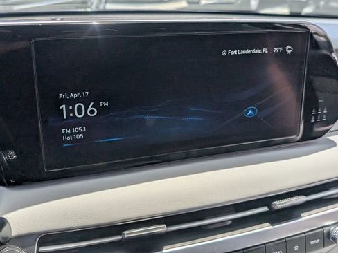 Used 2024 Hyundai Palisade SEL FWD image 24
