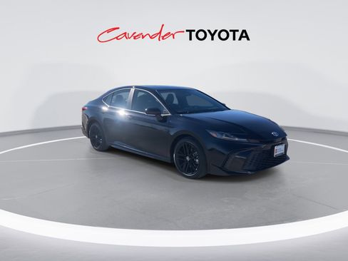 Certified 2026 Toyota Camry SE image 2