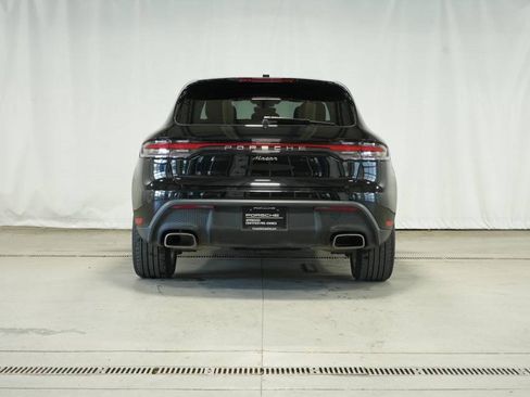 Used 2024 Porsche Macan image 6