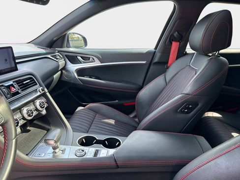 Used 2023 Genesis G70 2.0T w/ Sport Prestige Package image 24