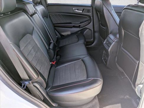 Used 2022 Ford Edge ST-Line AWD/4WD image 26
