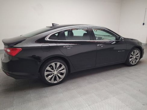 Used 2018 Chevrolet Malibu Premier w/ Premier Sun and Wheel Package FWD image 10