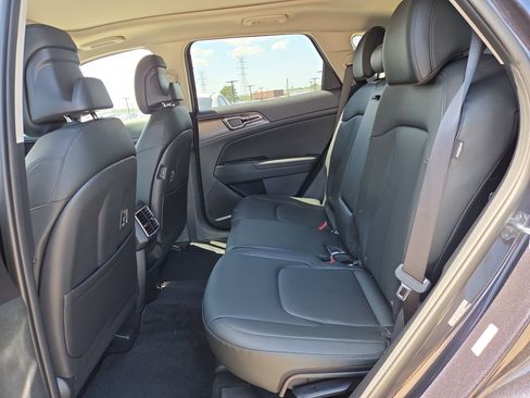 New 2026 Kia Sportage EX w/ EX Panorama Roof Package FWD image 6