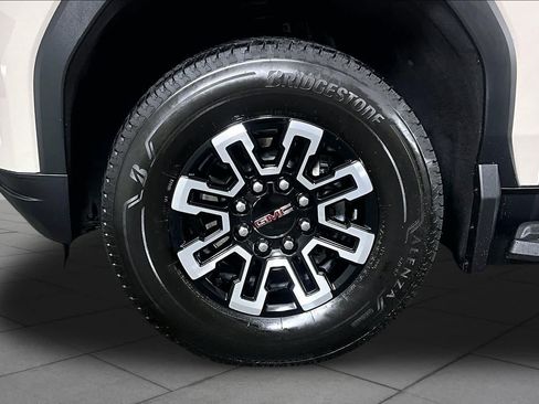Used 2026 GMC Sierra EV Elevation AWD/4WD image 10