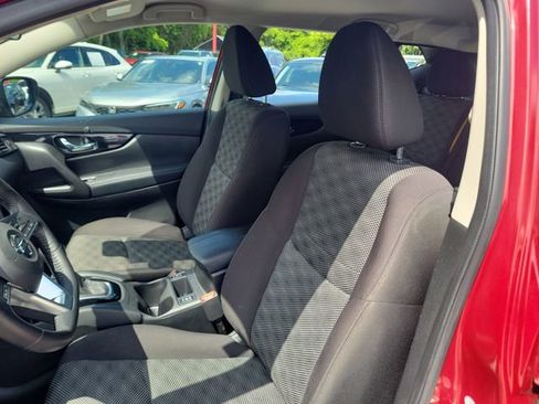 Used 2019 Nissan Rogue Sport SV w/ All-Weather Package AWD/4WD image 18