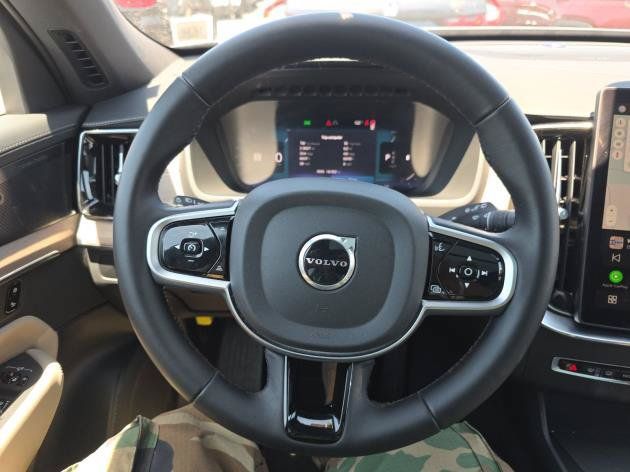 Used 2026 Volvo XC90 B6 Plus AWD/4WD image 7