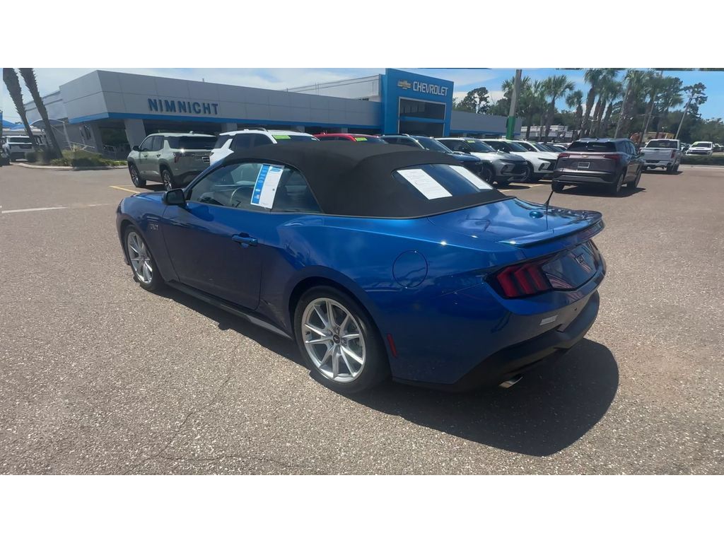 Used 2024 Ford Mustang GT Premium RWD image 4