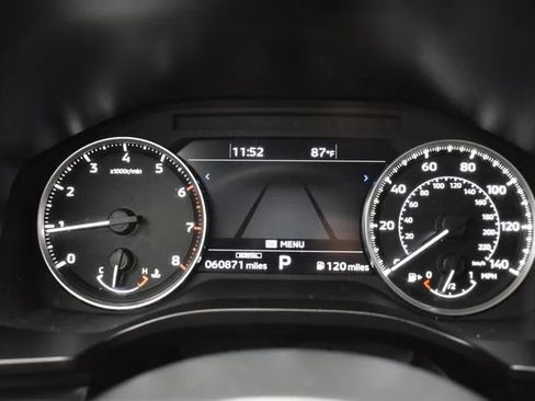 Used 2024 Mitsubishi Outlander Ralliart AWD/4WD image 27