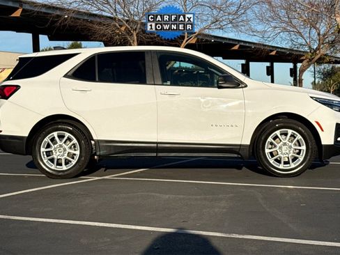 Used 2024 Chevrolet Equinox LS w/ LS Convenience Package image 8