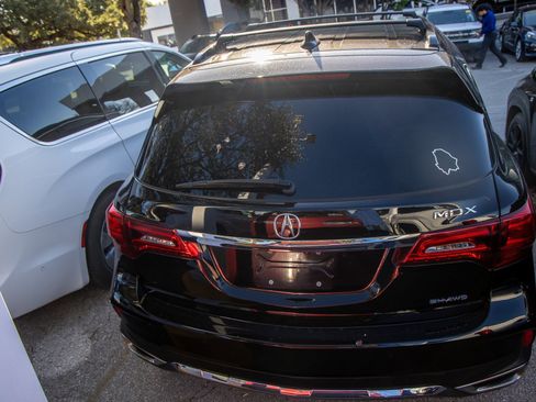 Used 2020 Acura MDX SH-AWD w/ Technology Package image 9