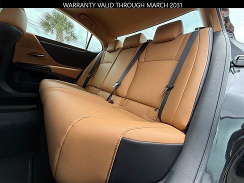 Certified 2025 Lexus ES 350 w/ Premium Package FWD image 12