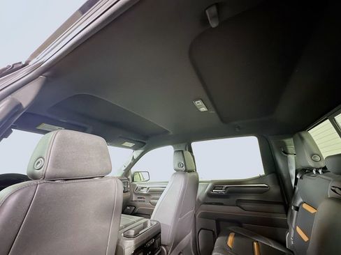 Used 2023 GMC Sierra 1500 AT4 w/ AT4 Preferred Package image 13