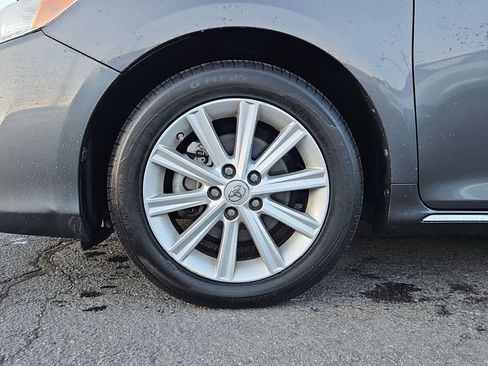 Used 2012 Toyota Camry XLE image 13