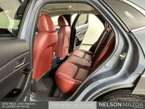 Used 2024 MAZDA CX-30 AWD 2.5 S w/ Preferred Package image 12