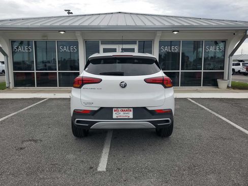 Used 2023 Buick Encore GX Preferred w/ Cold Weather Comfort Package FWD image 5