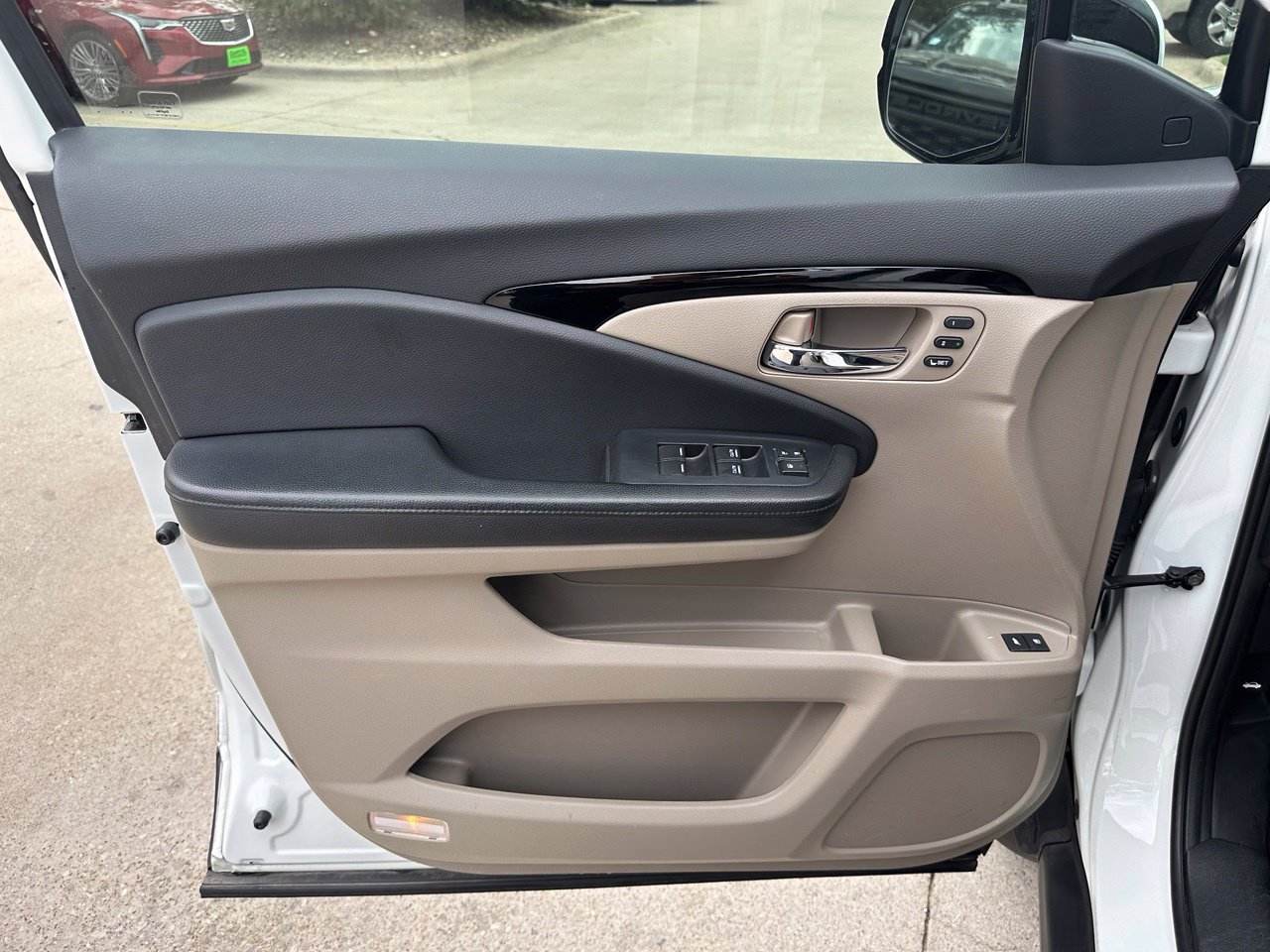 Used 2021 Honda Pilot Elite image 10