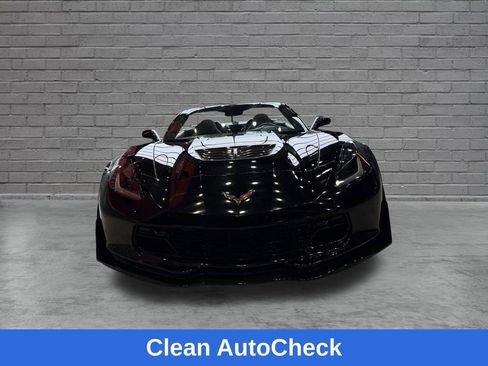 Used 2017 Chevrolet Corvette Z06 RWD image 2