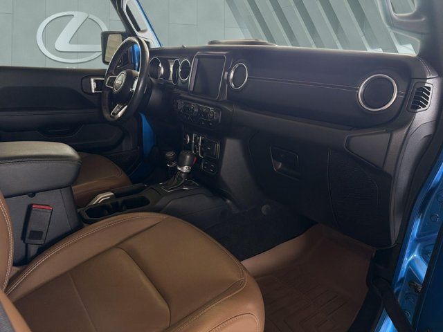 Used 2023 Jeep Wrangler Unlimited Sahara w/ Cold Weather Group AWD/4WD image 25