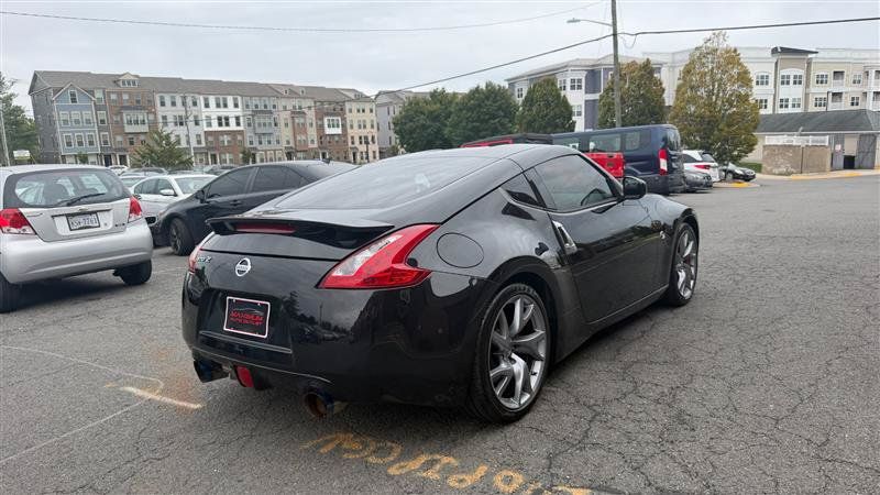 Used 2014 Nissan 370Z Coupe w/ Sport Package RWD image 7