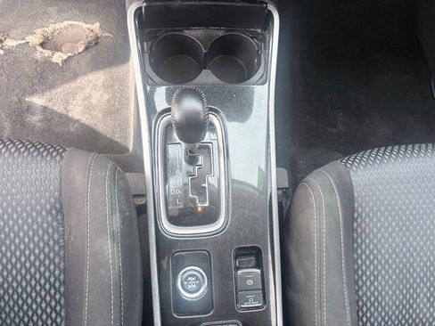 Used 2018 Mitsubishi Outlander SE AWD/4WD image 15