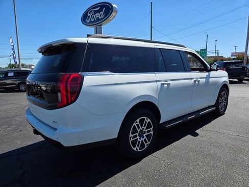 Used 2025 Ford Expedition Max Active AWD/4WD image 8