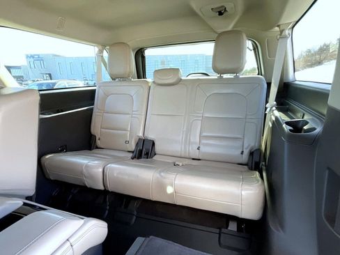 Used 2022 Lincoln Navigator L Reserve image 21