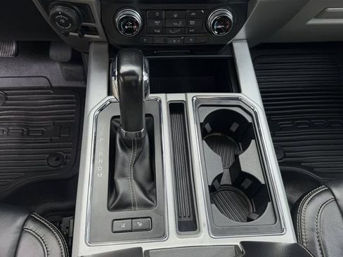 Used 2020 Ford F150 Lariat w/ Equipment Group 502A Luxury AWD/4WD image 24