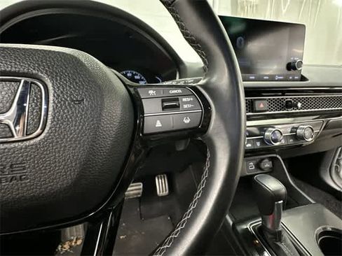 Used 2024 Honda Civic Sport image 9