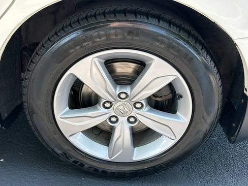 Used 2019 Honda Odyssey EX-L image 25