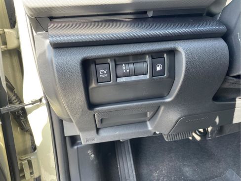 New 2026 Subaru Crosstrek 2.5i Limited image 12