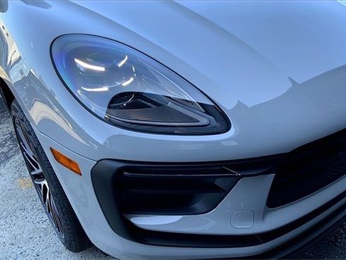 New 2026 Porsche Macan S image 18