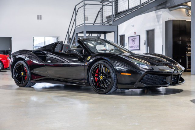 Used 2018 Ferrari 488 Spider RWD image 8