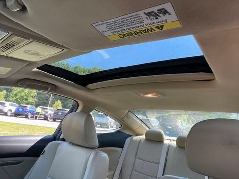 Used 2012 Honda Accord EX-L image 23