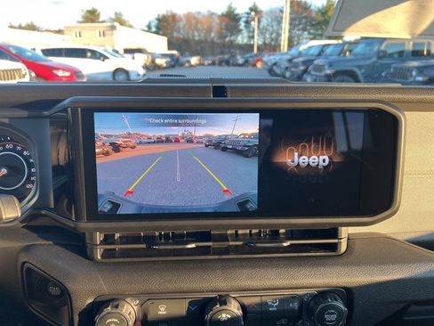 New 2026 Jeep Gladiator Sport image 30