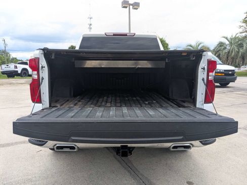 Used 2024 Chevrolet Silverado 1500 LTZ AWD/4WD image 14
