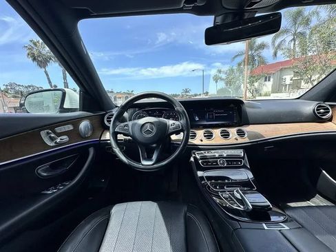 Used 2017 Mercedes-Benz E 300 image 9