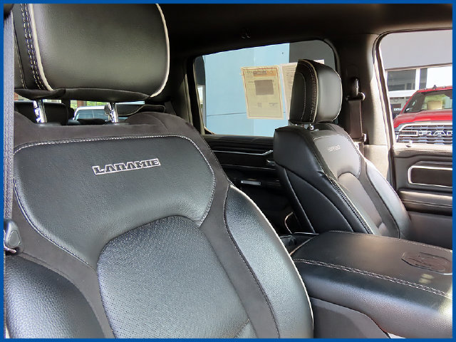 Used 2023 RAM 1500 Laramie AWD/4WD image 9