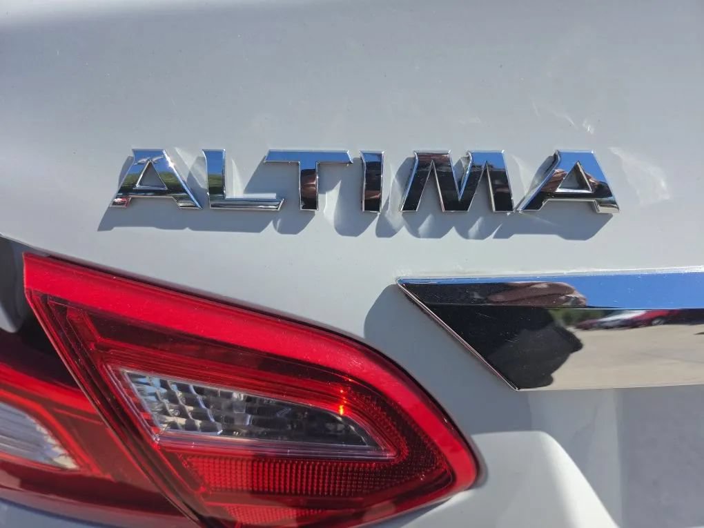 Used 2016 Nissan Altima 2.5 S FWD image 21
