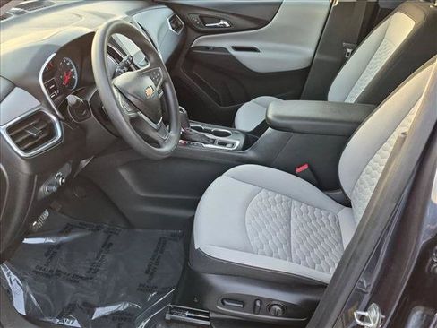 Used 2019 Chevrolet Equinox LS w/ LS Convenience Package FWD image 14