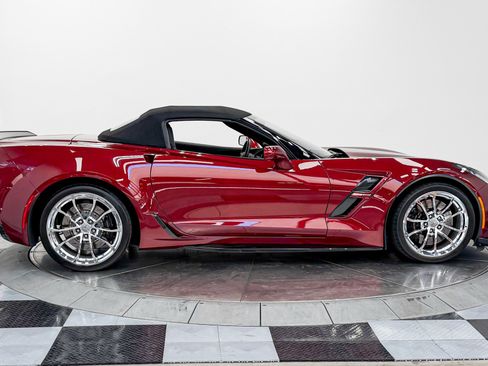Used 2017 Chevrolet Corvette Grand Sport RWD image 17