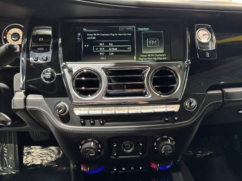 Used 2014 Rolls-Royce Wraith image 63