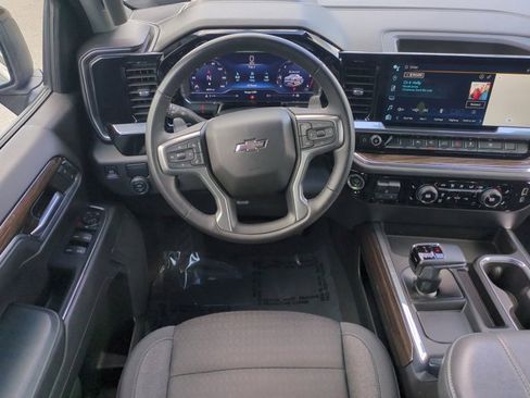 Used 2024 Chevrolet Silverado 1500 RST image 15