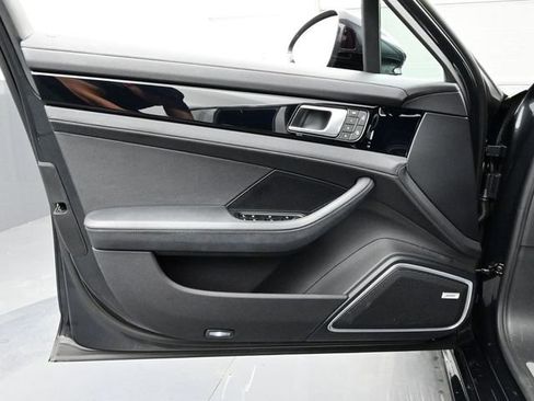Certified 2023 Porsche Panamera 4 w/ Assistance Package image 7