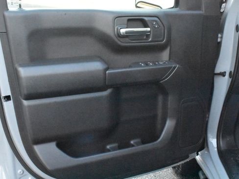 Certified 2024 Chevrolet Silverado 1500 Custom Trail Boss w/ LPO, Dark Essentials Package image 17