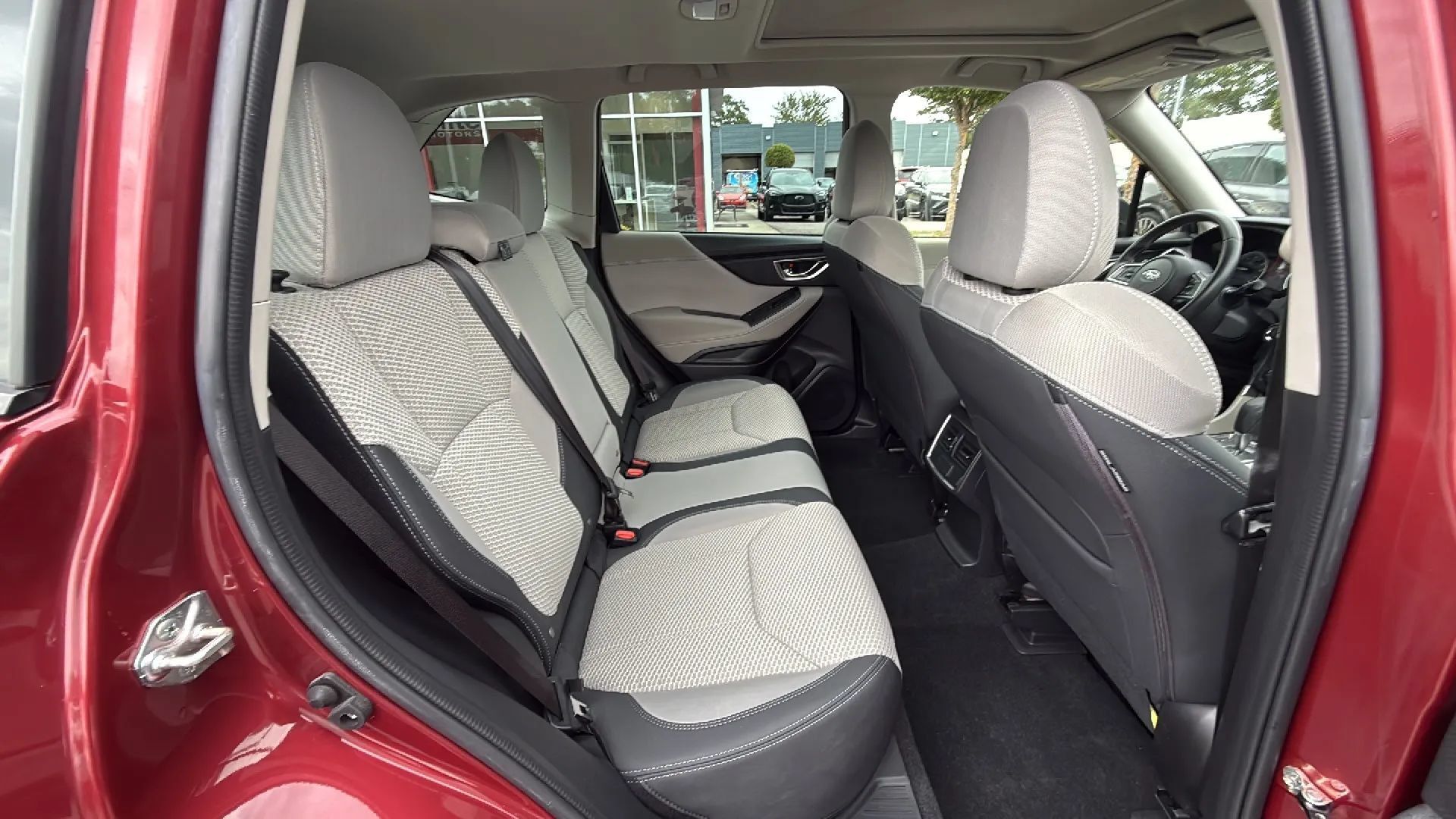 Used 2023 Subaru Forester Premium AWD/4WD image 21