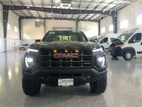 Used 2024 GMC Canyon AT4X w/ AT4X AEV Edition AWD/4WD image 3