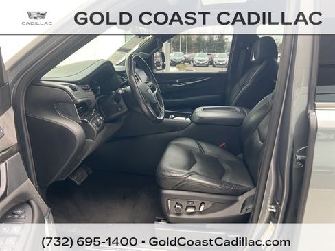 Used 2020 Cadillac Escalade ESV Platinum image 19
